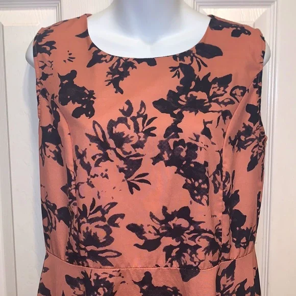 Coral/black Floral Dress ❤️New Listing❤️ - Picture 3 of 6